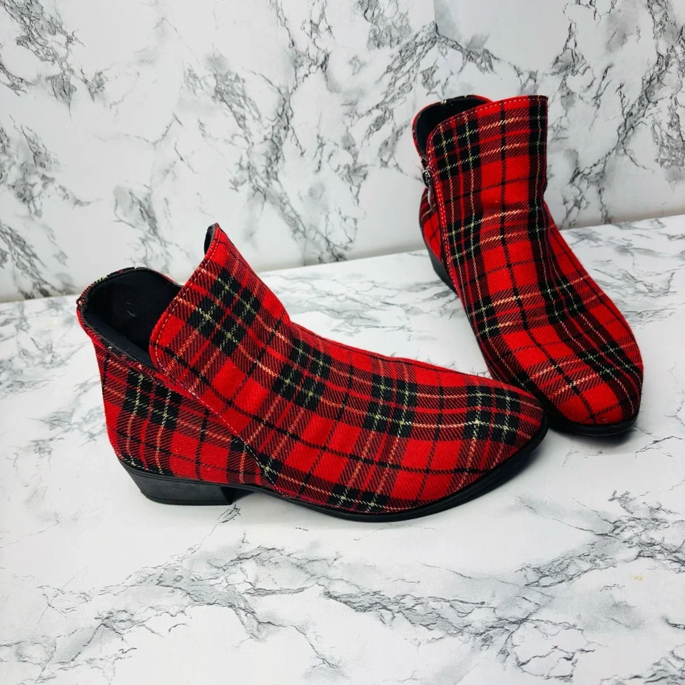 Red Plaid Tartan Lightweight Ankle Boots Side Zipper Size 6.5 / 37